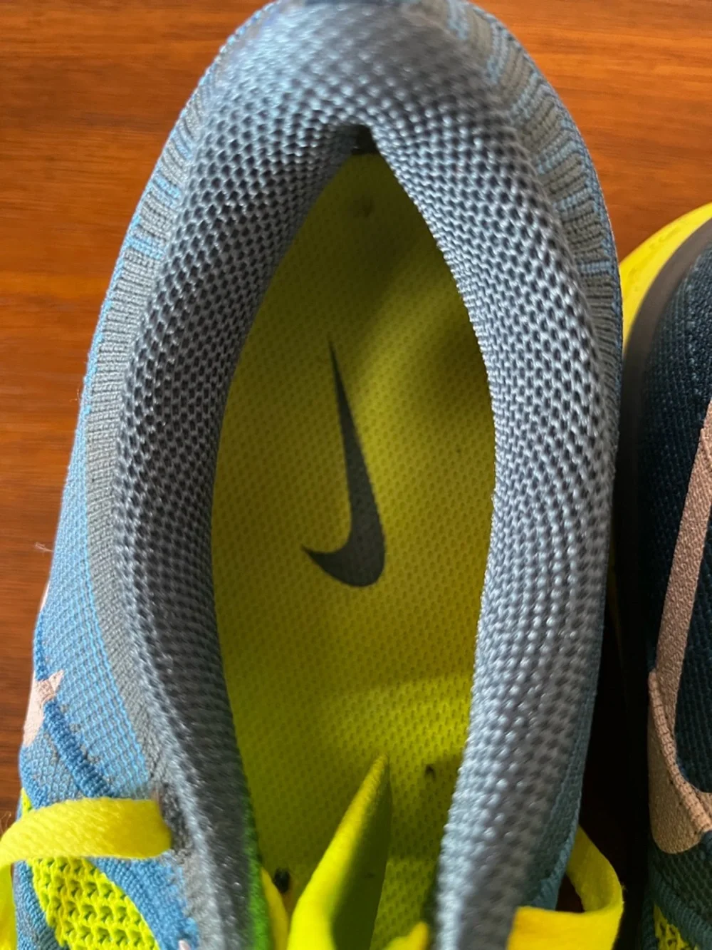 Nike men’s flyknit